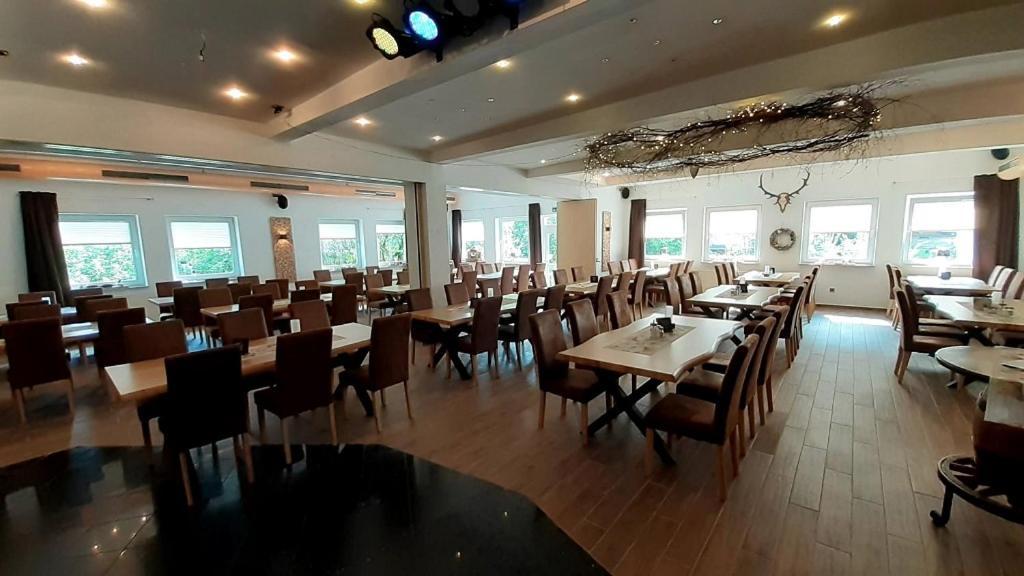 Hotel Haus Am Stein Winterberg Esterno foto